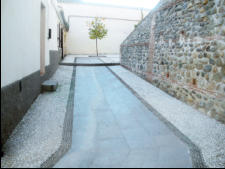 Edificación. Construcción de 8 viviendas en Huétor Vega (Granada)